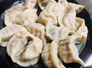 自己包水餃 的食譜成品照片