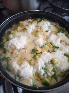 Una foto de Ensalada de calabacitas con queso y crema