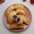 Pastel Ubi Ungu
