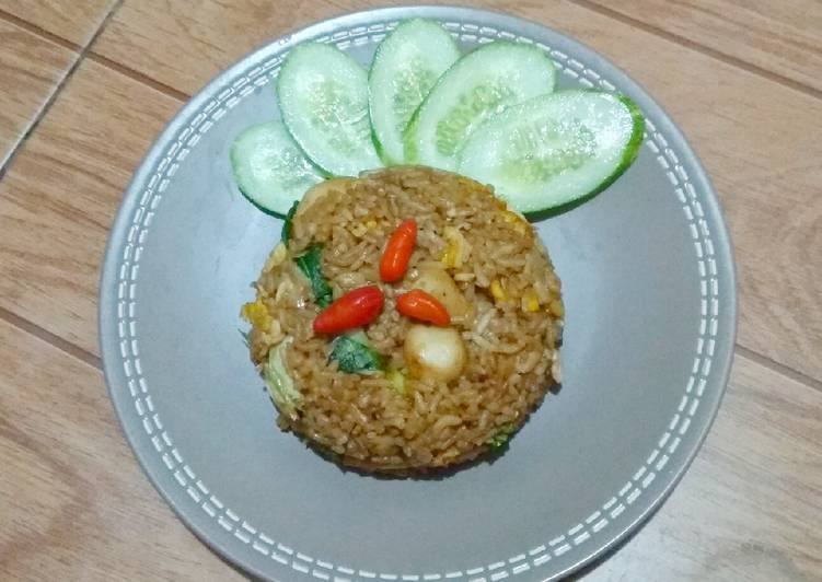 Resep Nasi Goreng Pakcoy Bakso Ikan Sederhana dan Mudah Dibuat