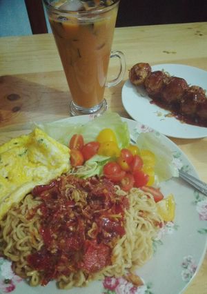 Foto resep Indomie goreng sambel bawang dkk 🤤🤤