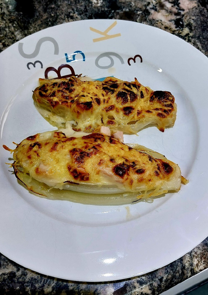 Una foto de Endivias gratinadas