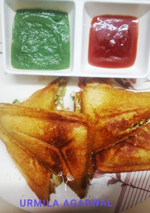 चीज़ मटर, पनीर सैंडविच (cheese matar paneer sandwich recipe in Hindi) रेसिपी मुख्य फोटो
