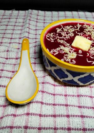 A picture of Red velvet soup.