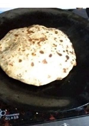 ફુલ્કા આલુ પરોઠા રેસીપી મુખ્ય ફોટો