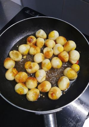 Hình của món Trứng cút chiên nước mắm.