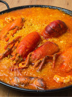 Una foto de Arroz con Bogavante y Langostinos