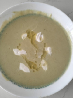 Foto principal de Crema de calabacín y puerro