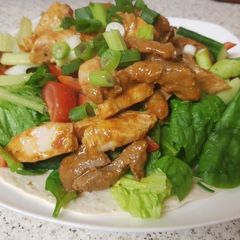 A picture of My Sriracha Lamb, Chicken and Salad on a Wrap 😋.