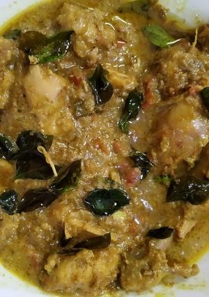 চেট্টিনাড চিকেন (Chettinad chicken recipe in Bengali) রেসিপির প্রধান ছবি