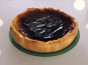 Une photo de jaune d'oeuf flan