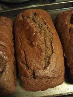 A picture of Pumpkin bread.