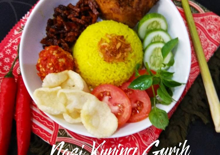 Resep Nasi Kuning Gurih Anti Gagal