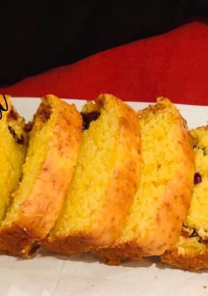 A picture of Orange Cranberry Cake.