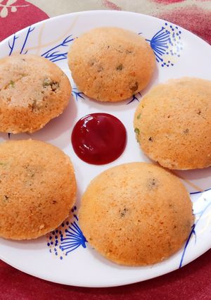 A picture of Ragi Flour Idli.