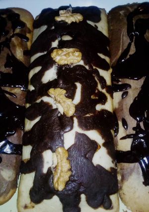 Una foto de Budín marmolado de limón 😍