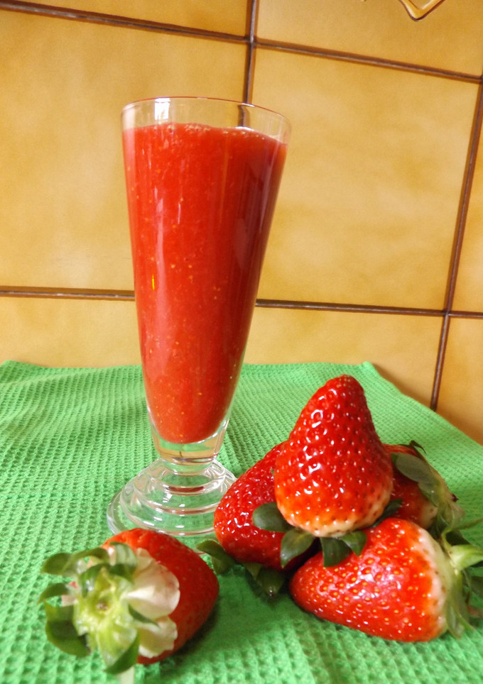 Una foto de Batido de fresa y vodka