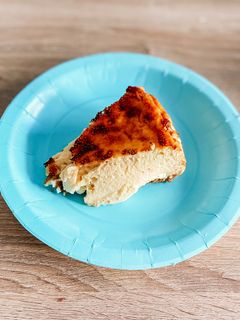 Una foto de Tarta de Queso "La Viña" Cremosa