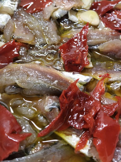 Una foto de Sardinas en salmuera