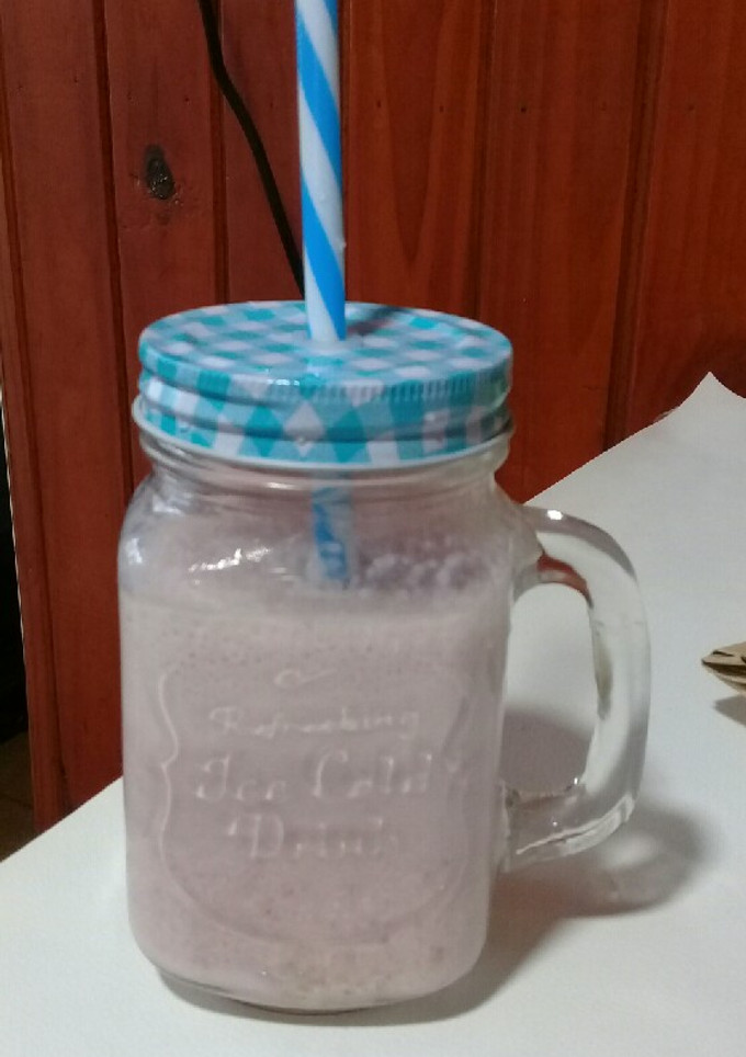 Una foto de Licuado de banana, pera y avena🏐