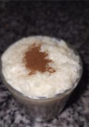 Una foto de Arroz con leche (postre)