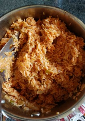 A picture of Spanish Rice.