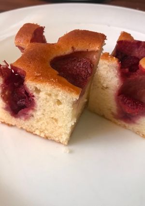 Gyümölcsös piskóta recept fotója