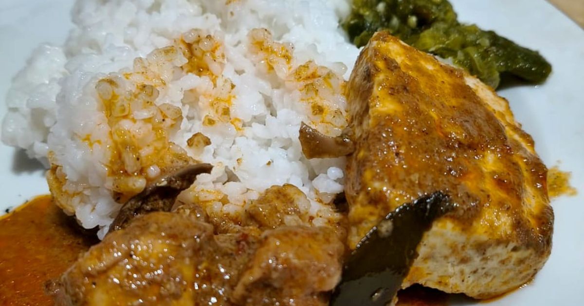 Rendang ayam tahu berkuah