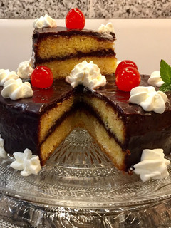 Una foto de Tarta húmeda de naranja y chocolate