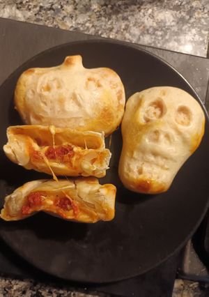 Una foto de Muñequitos Pizza de Halloween