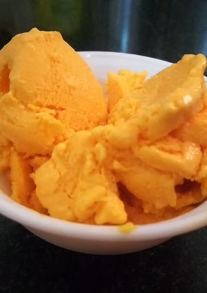 A picture of Mango Ice cream.