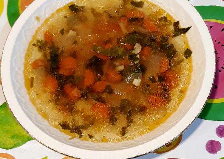 Sopa de ensalada