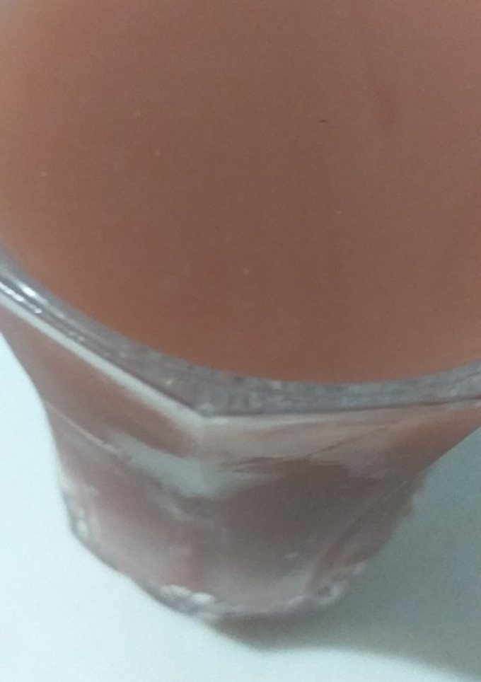 A picture of Grape juice.
