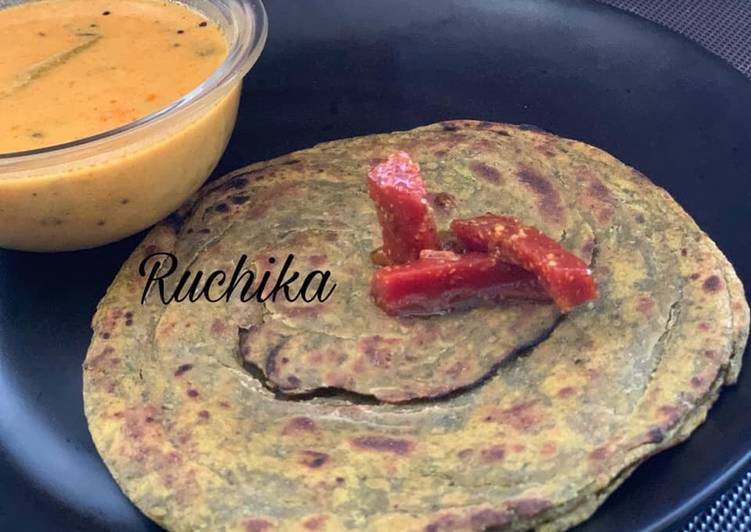 Recipe of Favorite Methi Laccha Paratha