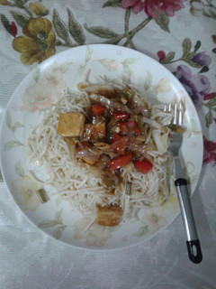A picture of # hakka noodles with veg Chinese sauce.
