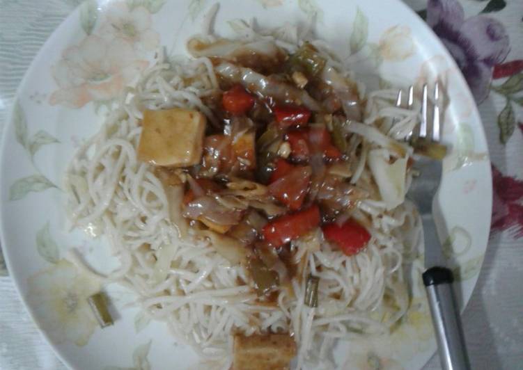 Simple Way to Make Favorite # hakka noodles with veg Chinese sauce