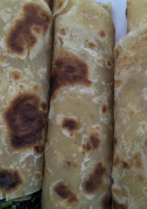 A picture of Chapatis.