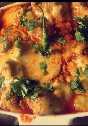 A picture of Kadhi Pakoda.