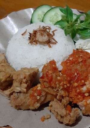Foto resep Ayam geprek sambel bawang