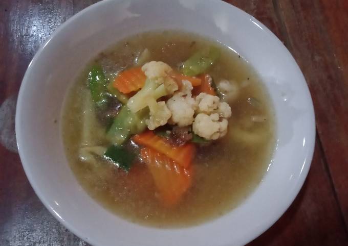 Bagaimana Membuat Sayur Sop Yang Enak