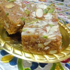 A picture of Cadbury chocolate burfi.