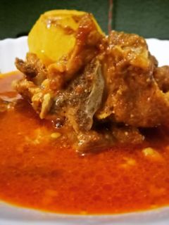 আলু দিয়ে মটন ঝোল(Aloo diye mutton jhol recipe in bengali) রেসিপির প্রধান ছবি