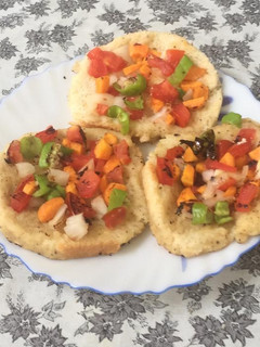 A picture of Bread uttapam.