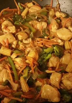 A picture of Teriyaki Chicken Stir-Fry.