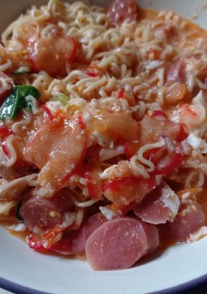 Foto resep Seblak mie sosis