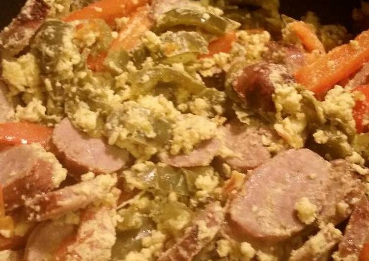 Recipe: Delicious Sausage, Peppers, &amp; Eggs