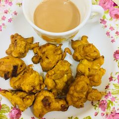 A picture of Gobi pakoda.