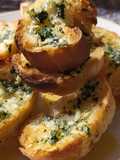 Crostini all’aglio