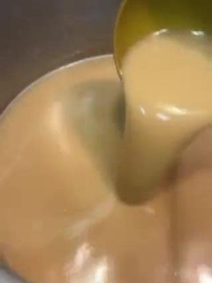 Una foto de Mi sopa/crema de cebolla