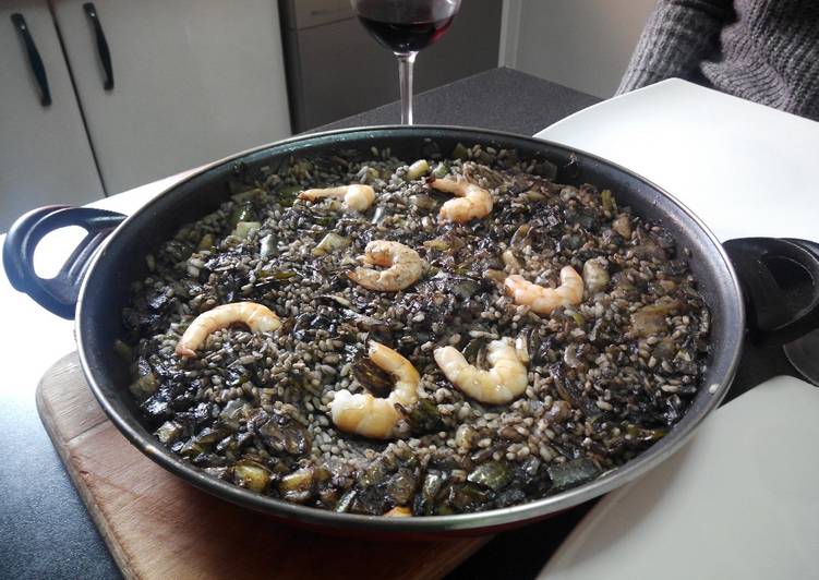 Arroz negro (con fumet casero)